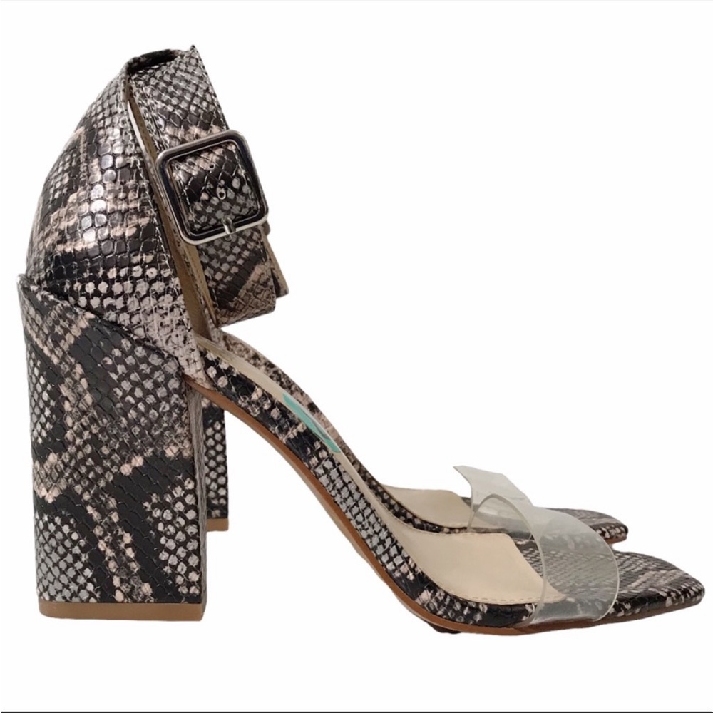 Vince Camuto Black and Cream Heels - Picture 3 of 8
